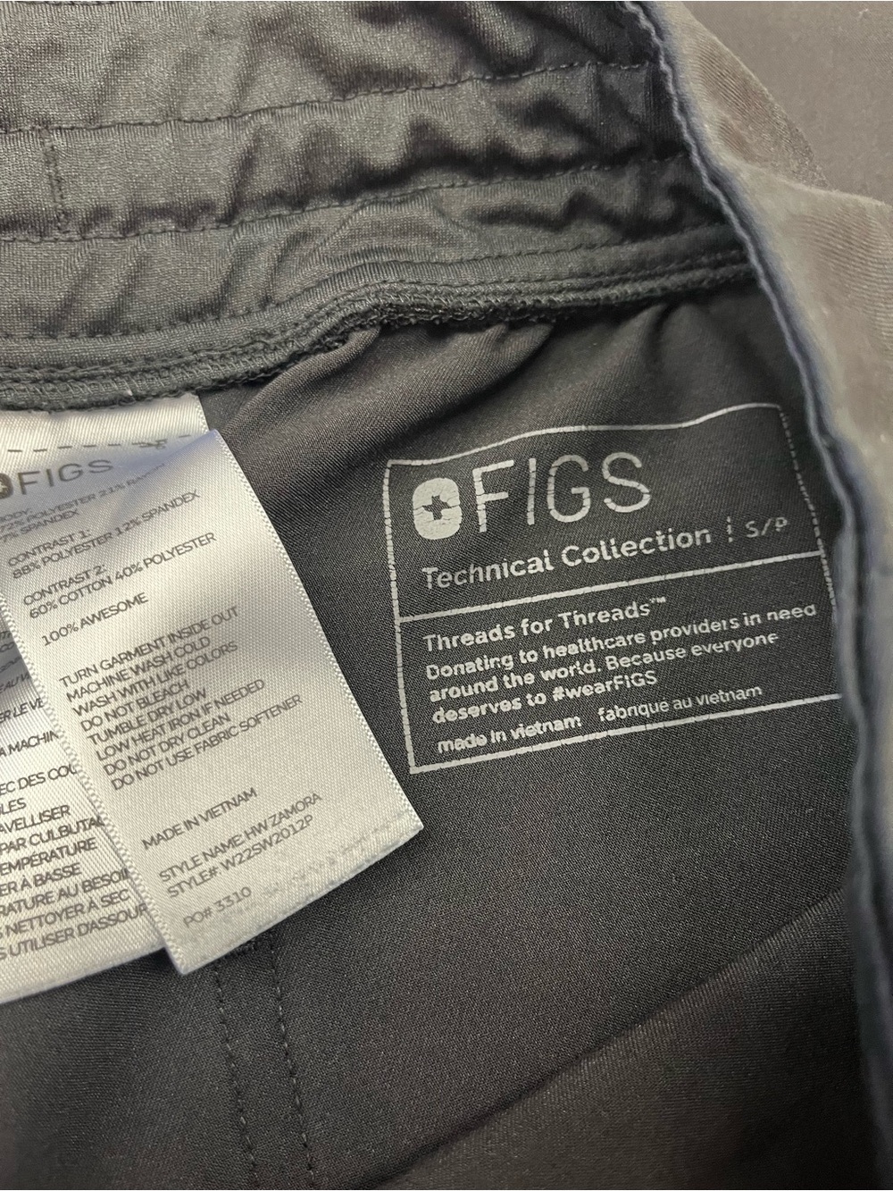 FIGS Scrub Set XS/S Black - Picture 4 of 4
